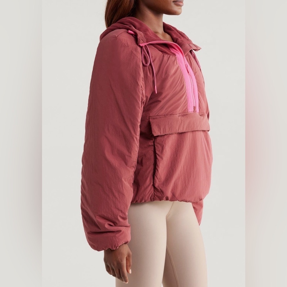 NWT FP Movement In A Pillow Water Resistant Packable Puffer Anorak Sour Cherry - Picture 3 of 16